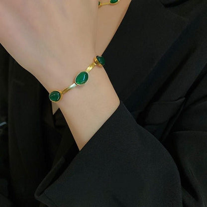 Oval Green Crystal Pendant Necklace Set With Bracelet & Earrings