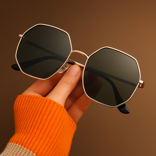 Suga Octagon Round Black Sunglass